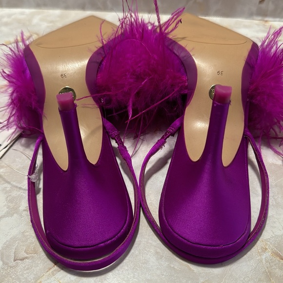 Fuchsia sling back heels with feathers by Zara - Picture 7 of 10